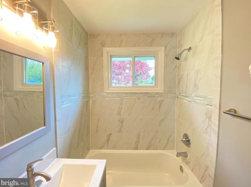 1002 Kerwin Rd, Silver Spring MD  20901-1865 exterior