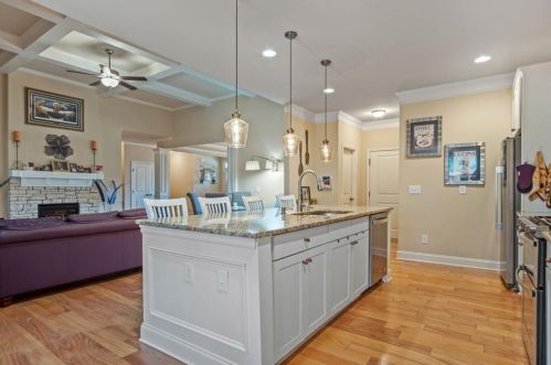 1566 Renaissance Dr, Conyers GA  30012-8024 exterior