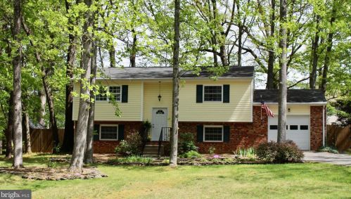 9 Norman Ct, Fredericksburg, VA 22407-6522