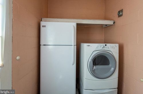 54 Sunrise Ave, Lancaster PA  17601-3942 exterior