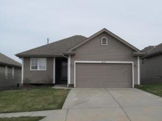 4110 Heartland Dr, Bellevue, NE 68123-6242