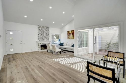 4272 Bridgeway St, Irvine CA  92604-2247 exterior