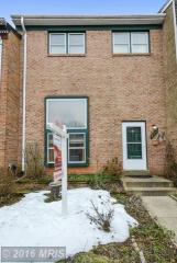 8473 Ivy Glen Ct, Manassas, VA 20110-4632