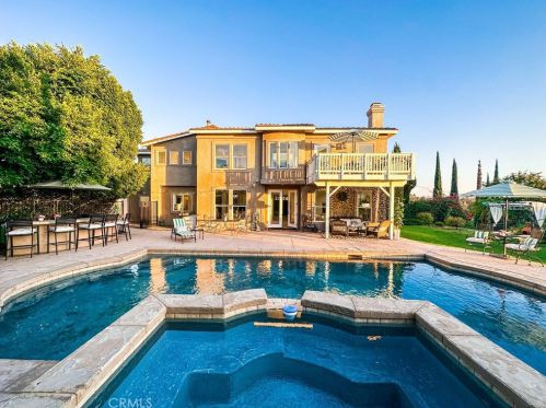 18416 Moss Rd, Riverside, CA 92508-8862