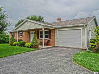 1565 Newville Rd, Carlisle, PA 17015-9489