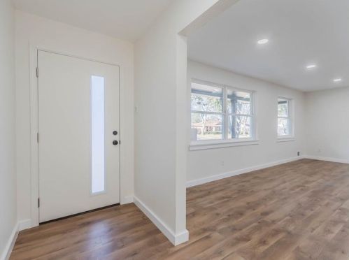 2534 Fenestra Dr, Dallas, TX 75228-5340