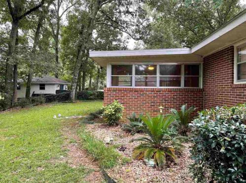 220 Briarcliff Rd, Warner Robins, GA 31088-4042