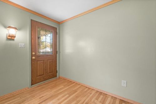 219 Chestershire Dr, Noblestown, PA 15071-9466