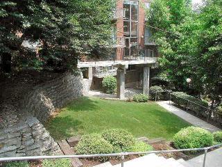 2312 Ohio Ave, Cincinnati OH  45219-1653 exterior
