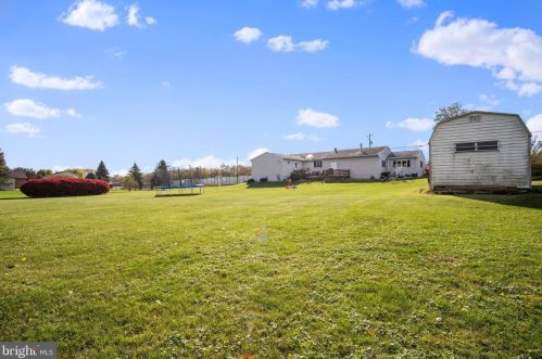 231 Alters Rd, Carlisle PA 17015-8969 exterior