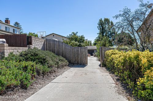 340 Foxenwood Dr, Santa Maria, CA 93455-4229