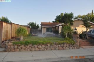 220 Yosemite Dr, Tracy, CA 95376-4871