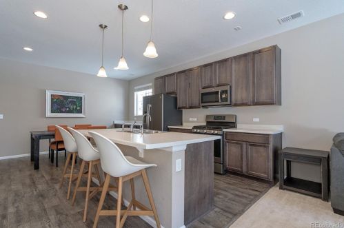 5036 Wenatchee St, Aurora CO 80015-6799 exterior