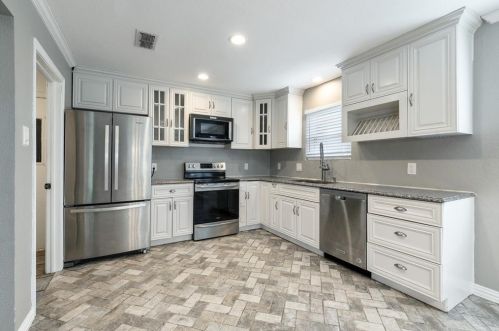 1321 Royster Rd, Fort Worth TX  76134-3701 exterior