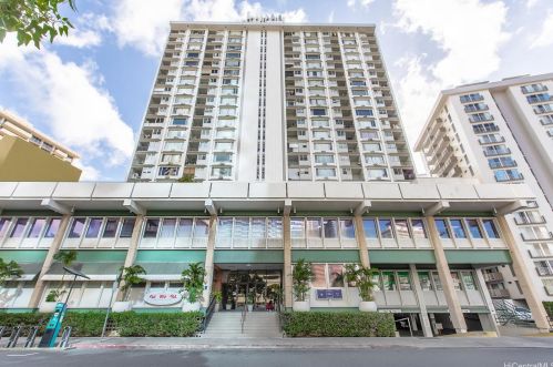 747 Amana St, Honolulu HI  96814-5115 exterior