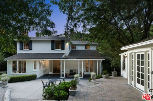 2480 Chevy Chase Dr, Glendale CA  91206-1845 exterior