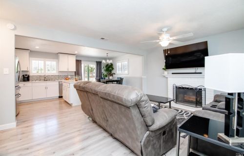 506 Aspen Ct, Vacaville, CA 95687-3315