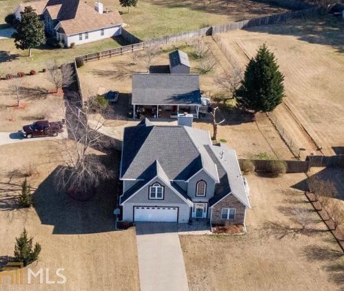 261 Thorne Wood Ln, Hampton, GA 30228-2773