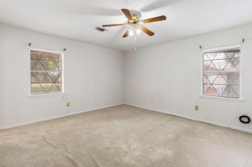 505 Bond St, Whitewright TX 75491-2210 exterior