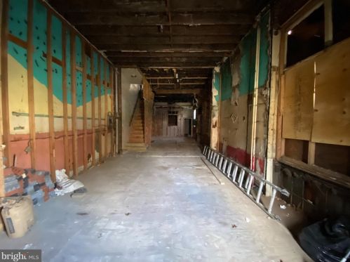 2532 22nd St, Philadelphia PA 19140-4704 exterior