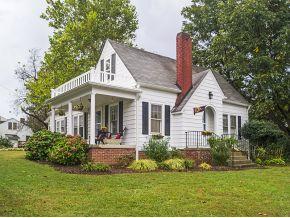 206 Pine St, Graham, NC 27253-3340