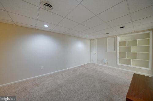 1900 Autumn Ridge Cir, Silver Spring MD 20906-5826 exterior