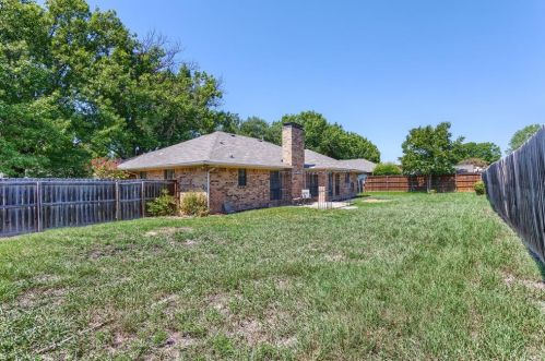 6808 Abilene Dr, Garland TX  75048-2856 exterior