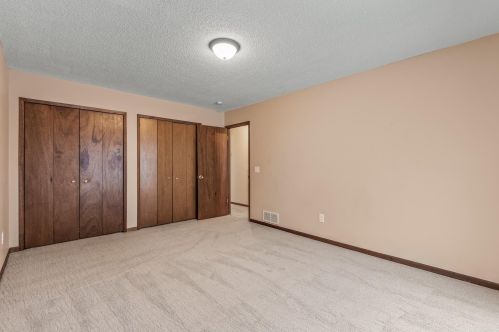 5106 148th St, Saint Paul MN  55124-6923 exterior