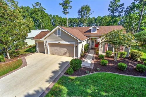32 Coburn Dr, Bluffton, SC 29909-4561
