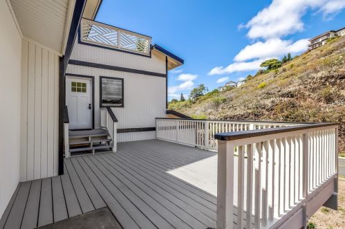 5197 Poola St, Honolulu HI  96821-1534 exterior