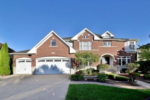 3376 Hollis Cir, Naperville, IL 60564-3204