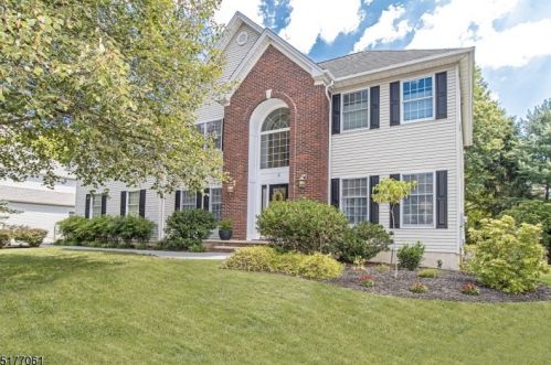 3 Shirewood Dr, Scotch Plains, NJ 07076-2513