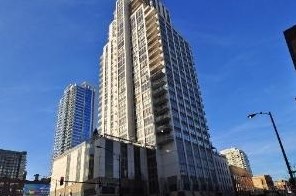 200 Grand Ave, Chicago IL  60654-8082 exterior