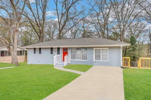 1555 Mountain View Cir, Conyers GA  30012-4023 exterior