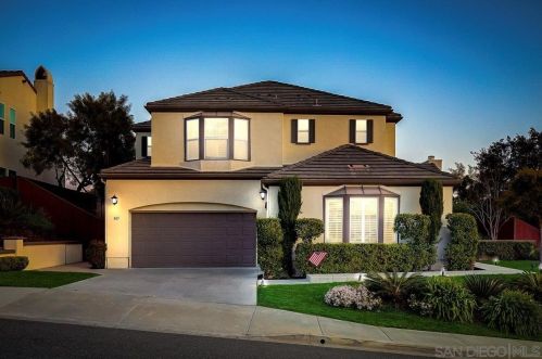805 Hollowbrook Ct, San Marcos, CA 92078-0920