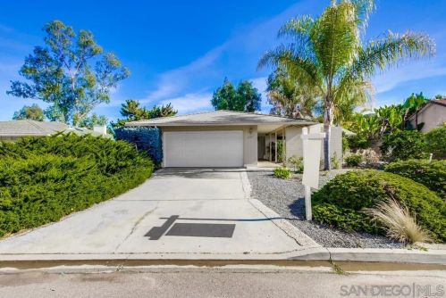 1161 San Julian Dr, San Marcos, CA 92078-4804