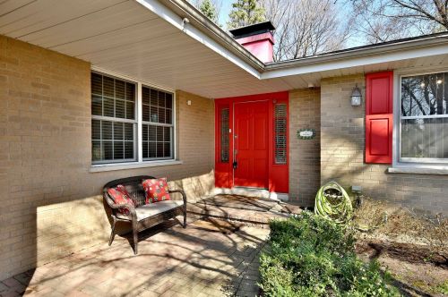 537 Wendt Ave, Barrington Hills, IL 60118