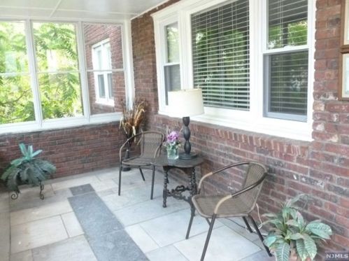 3 Lewis St, Nutley, NJ 07110-3345
