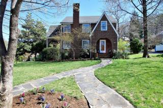 2902 Rosalind Ave, Roanoke VA  24014-3220 exterior