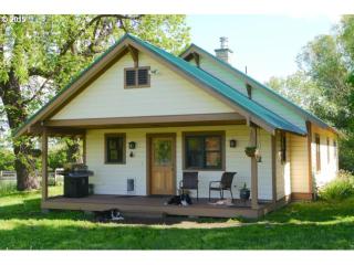 47631 Holbrook Creek Rd, Halfway, OR 97834-8043