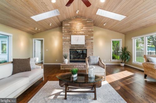 1258 River Rd, Shady Side MD 20764-9694 exterior