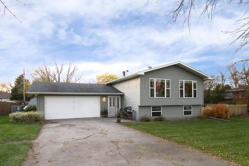 407 7th St, Downer, MN 56514-3310