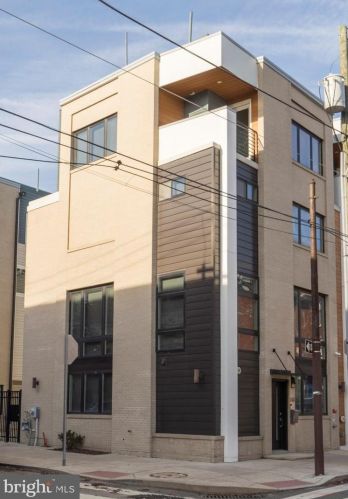 600 4th St, Philadelphia, PA 19123-1525