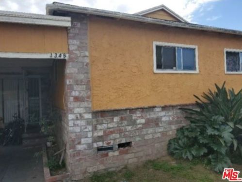 1346 School St, Compton, CA 90220-1718