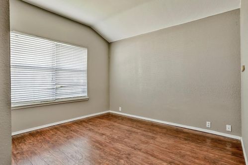 8232 Rnch Hand Trl, Fort Worth TX  76131-5365 exterior