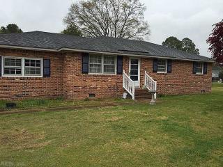 521 Mount Pleasant Rd, Chesapeake VA  23322-3519 exterior