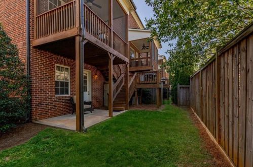 1301 Lullwater Park Cir, Atlanta GA  30306-4641 exterior