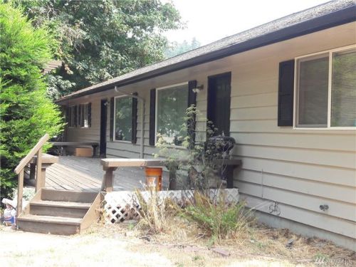 15002 4 Ave, Seattle WA  98125-3035 exterior