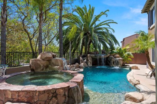 905 Aspen Gln Rd, Chula Vista CA  91914-2521 exterior