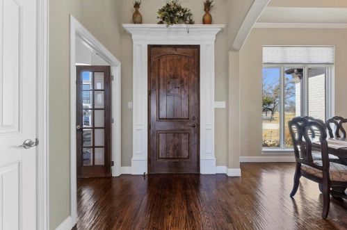 7662 Ben Day Murrin Rd, Fort Worth TX  76126-9384 exterior